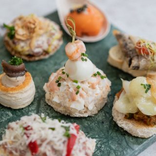 CANAPÉS DE BOCADO